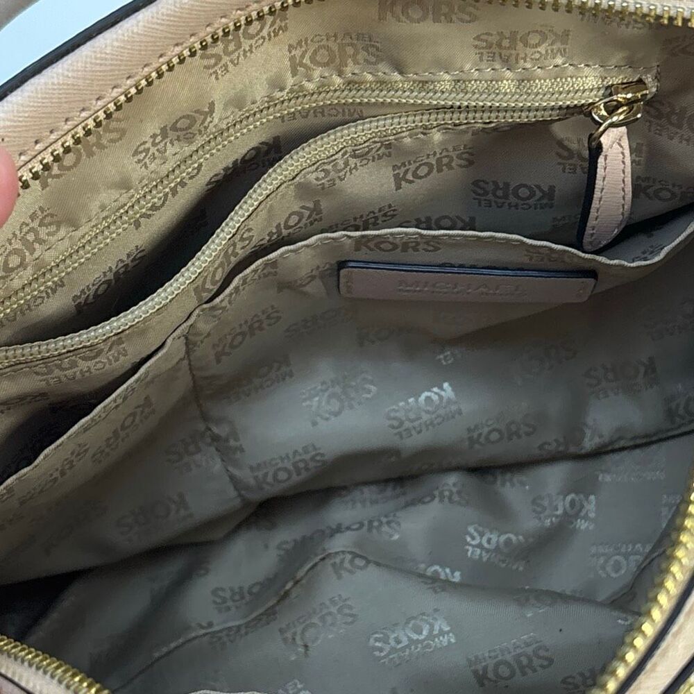 Michael Kors MK Sandrine Studded satchel purse bag pink logo gold xbody leather - Picture 8 of 11